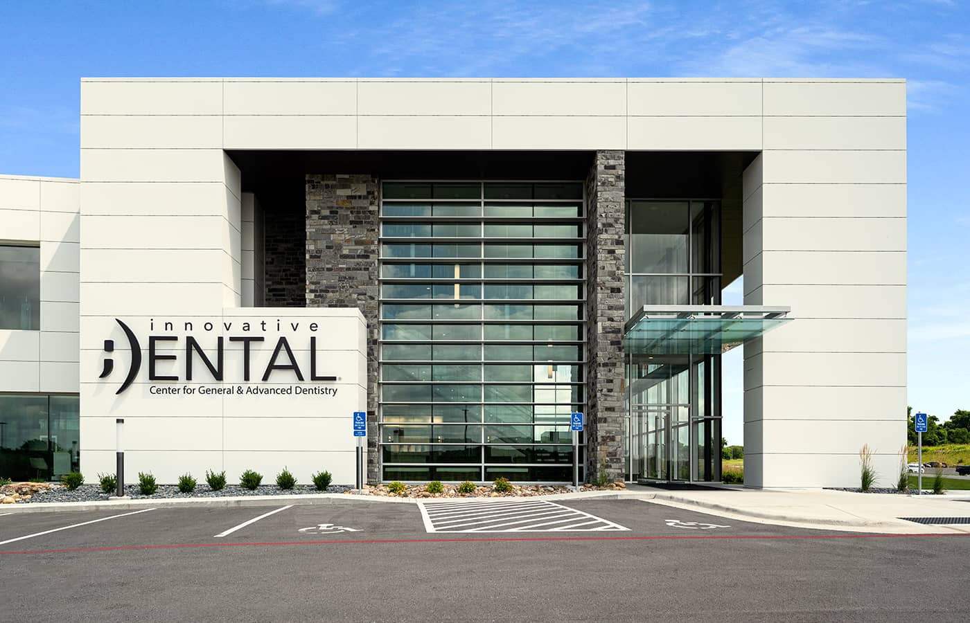 The exterior of Innovative Dental.